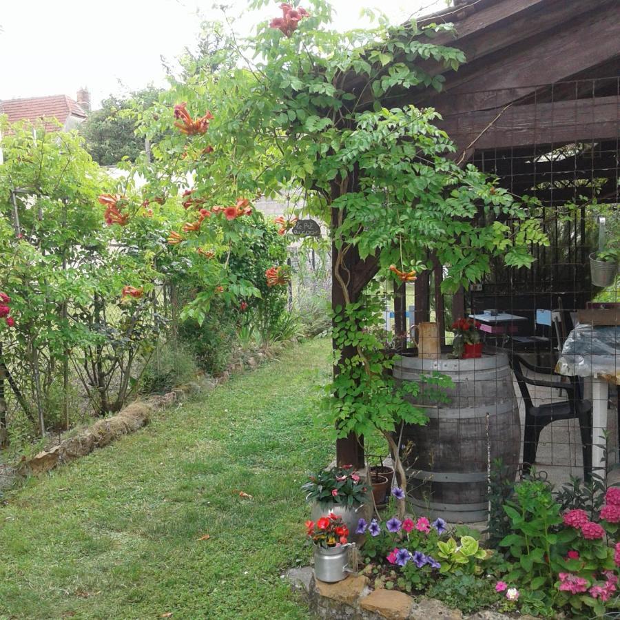 Bed and Breakfast Le Coq En Pate Ромийи-сюр-Сен Экстерьер фото